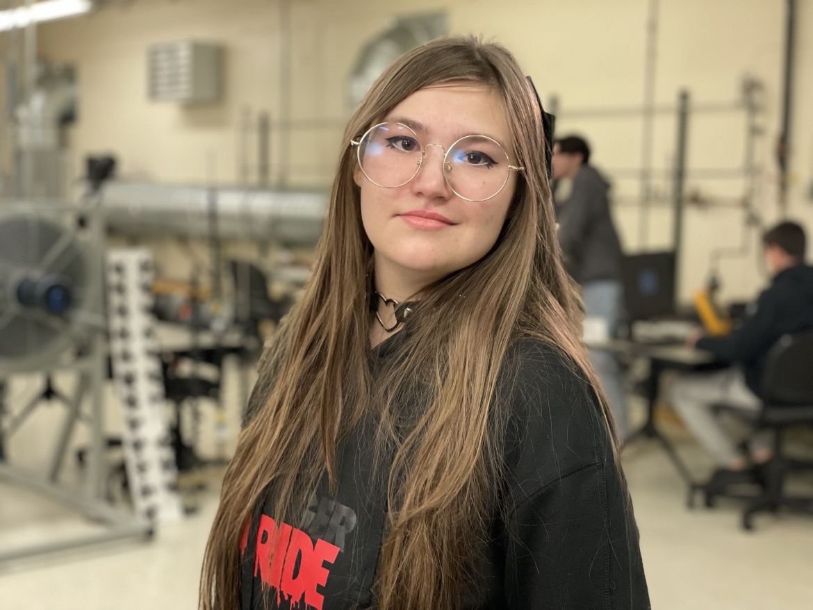 Student wearing a Ranger Pride sweatshirt in the engineering lab