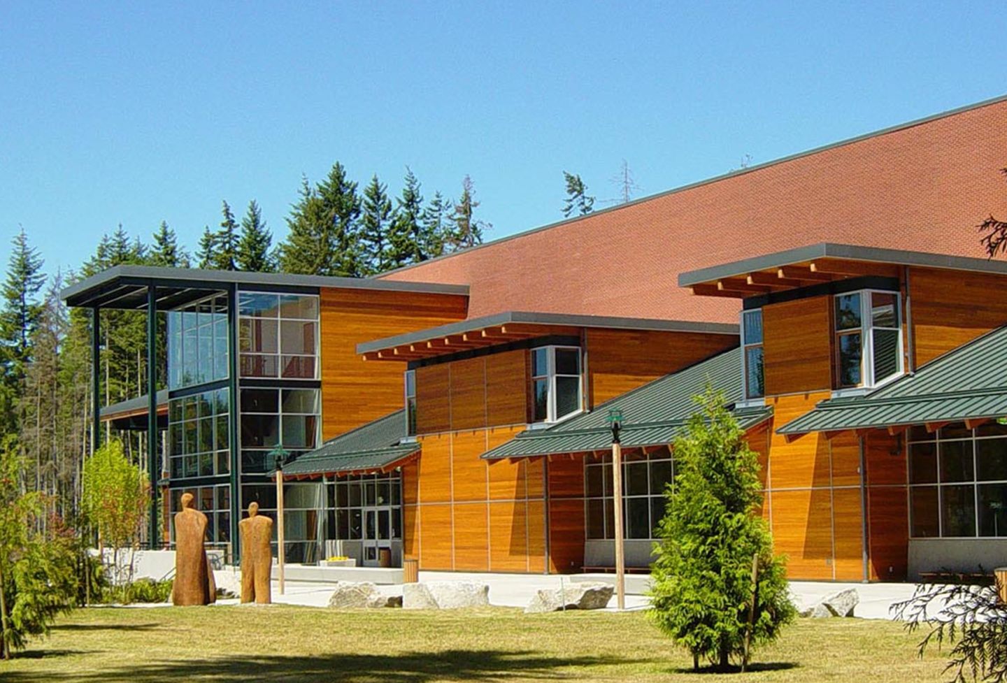 Poulsbo Campus Exterior